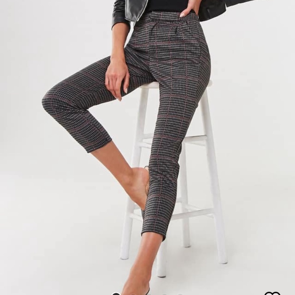 Forever 21 dress capris